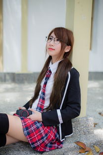 《制服女生》第一百八十八輯 線條與職責(zé)的交織